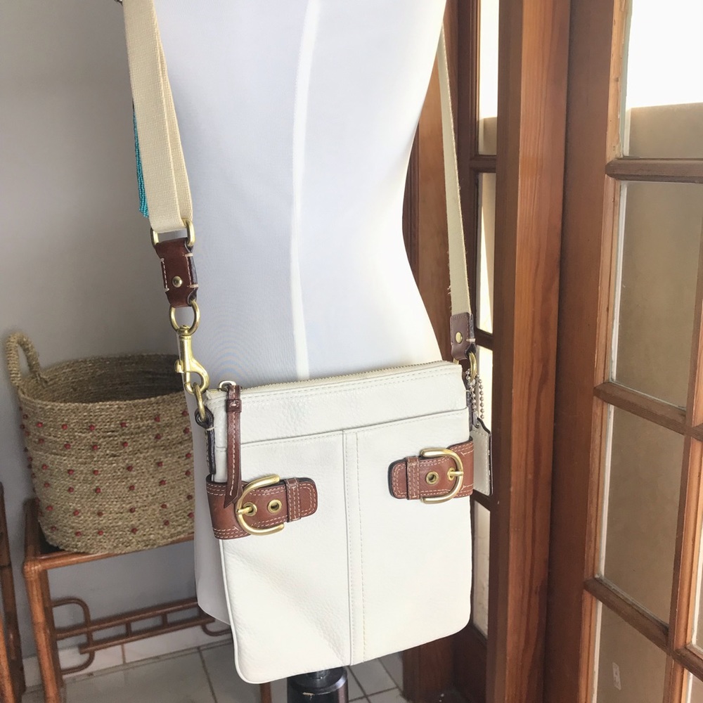 Coach Shoulder Bag - Picture 2 of 7